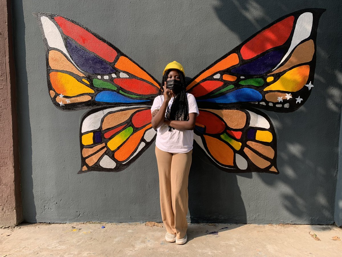 TifeChris's tweet photo. Hi Twitter, I’m Tife and I paint wall murals.
Kindly help support what I do by sharing.
Thanks✨ https://t.co/TCXdYxTob9