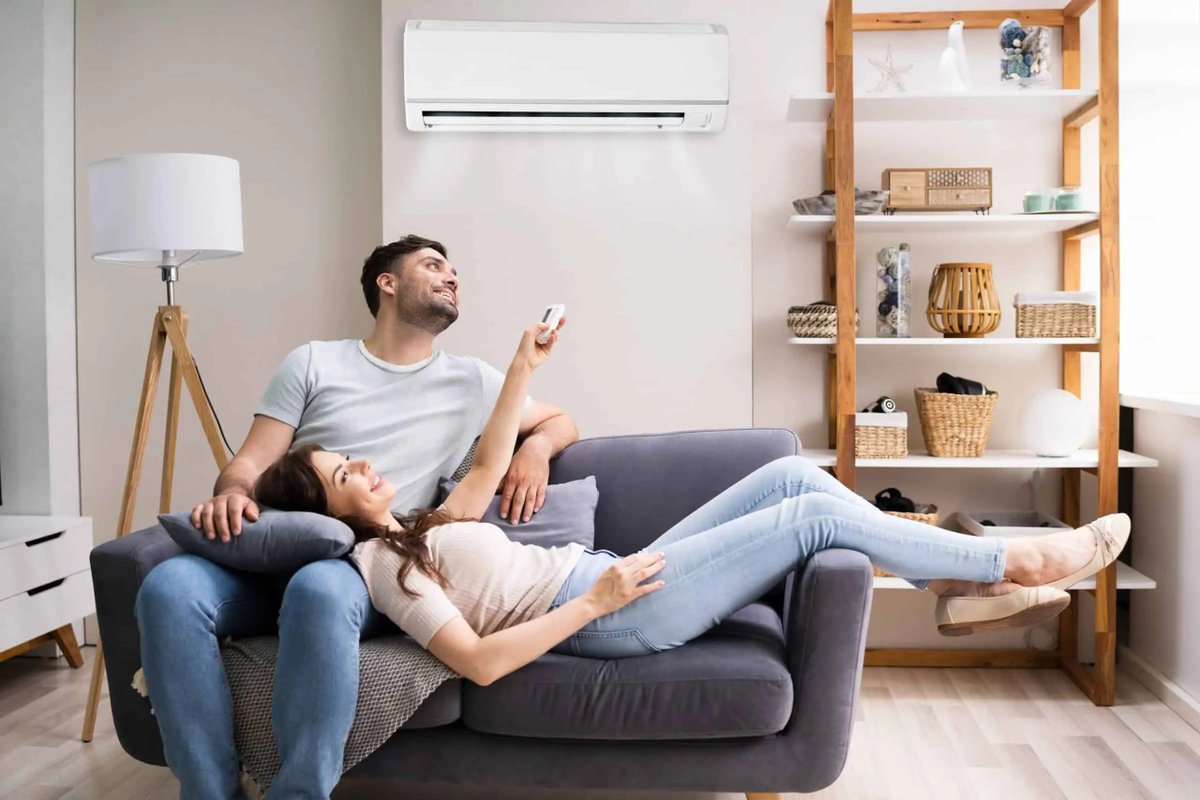 services38159's tweet photo. Stay cool. Stay comfortable. Stay confident. ❄️

At Reliable Comfort Services Inc., we’re ready and able to handle all your air conditioning needs — no matter the season.

Call us today or book online: 615-410-6575

For more info, click link in bio 👆

#HVACExperts #HomeComforts https://t.co/QkW70lnL2h
