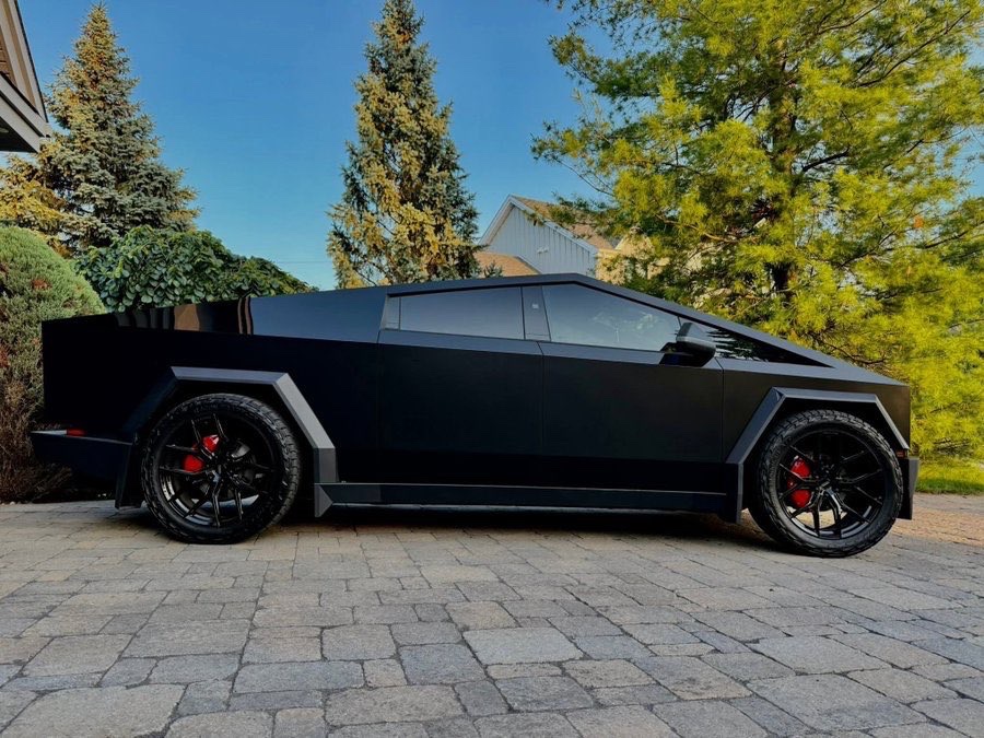 Yes or No,

 Are you a fan of the Cybertruck?