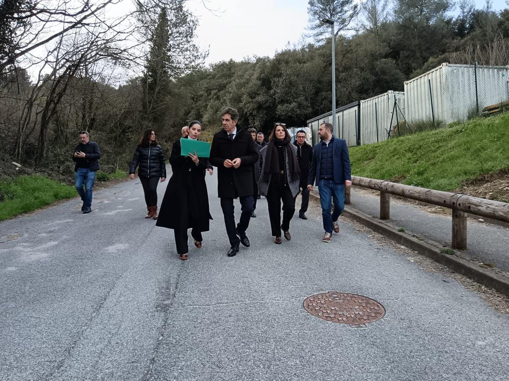 SebOlharan's tweet image. Avec le Maire Robert Nardelli et ma collègue Céline Duquesne, nous avons eu plaisir d'accueillir le Président du Département @ca_ginesy à #Drap et de visiter le terrain étudié pour la construction du futur collège.