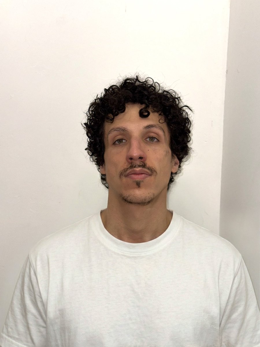 Rilès⏳ tweet media