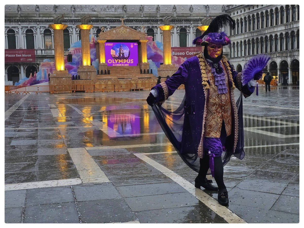 Paul Burt tweet media