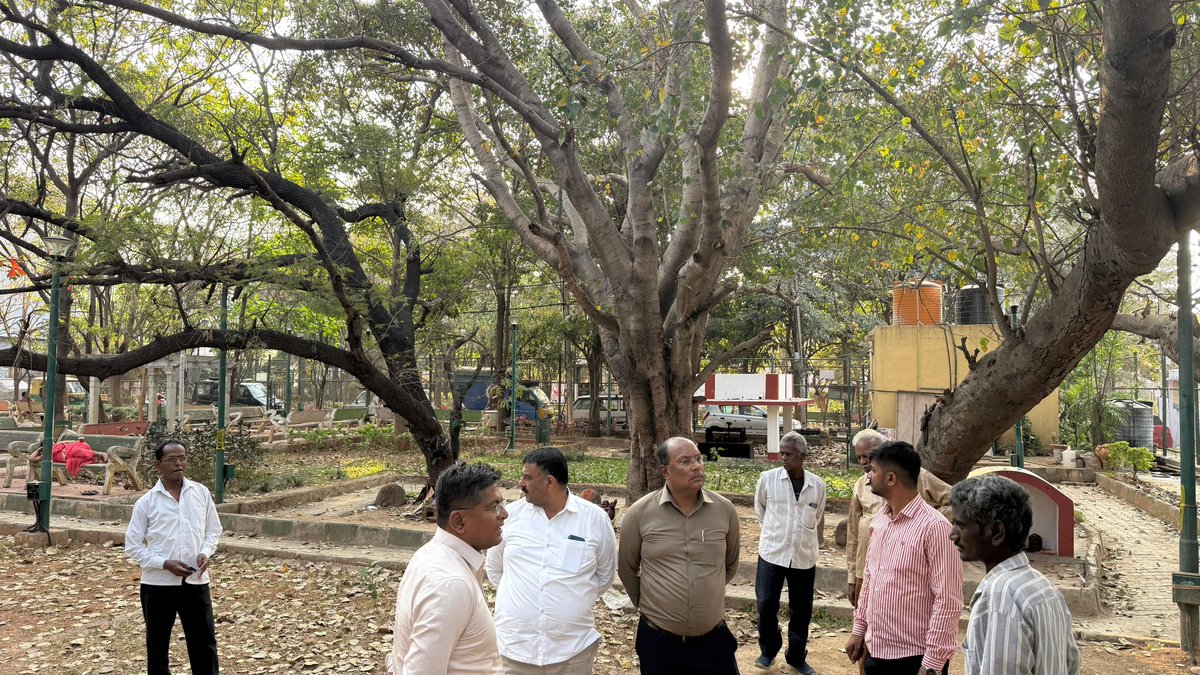 KJGeorgeOffice's tweet photo. #SarvagnaNagarConstituency:
#WorkUpdate: Under the guidance of Hon'ble Minister for Energy and #SarvagnaNagar MLA, Shri @thekjgeorge; officials from the MLA Office conducted an inspection of Twin Park in Subbannaiah Palya Ward, along with local leaders and residents.
The team reviewed the park's current condition, assessed infrastructure requirements, and discussed measures for improving facilities. Necessary steps will be initiated to ensure the park remains well-maintained and serves the community effectively.
#WeWorkForYou @INCKarnataka @INCSarvagna