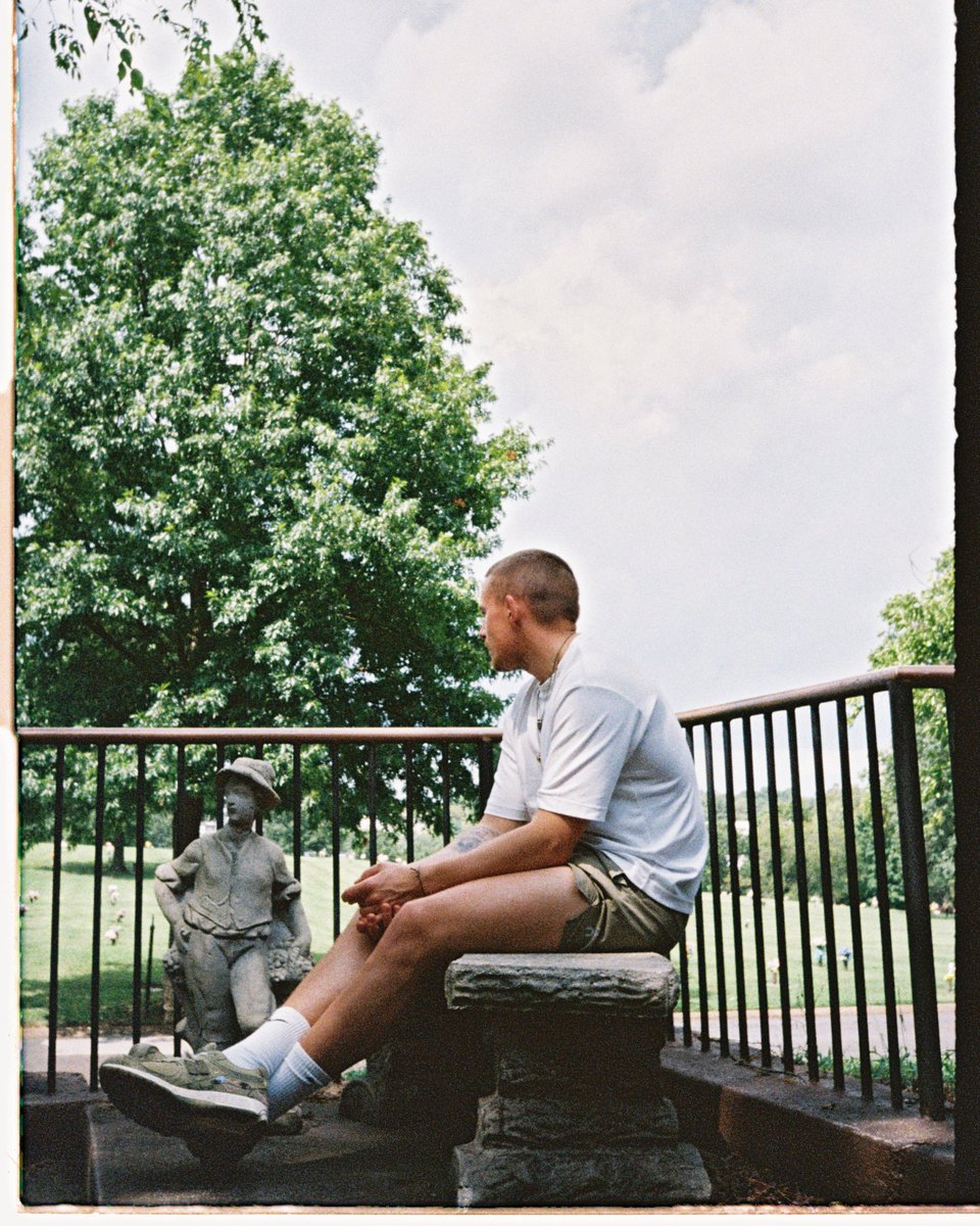 Dermot Kennedy tweet media