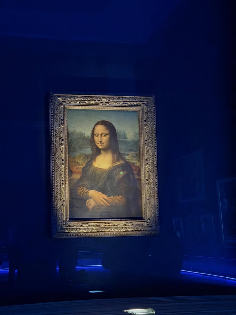 night at the louvre ✨️
