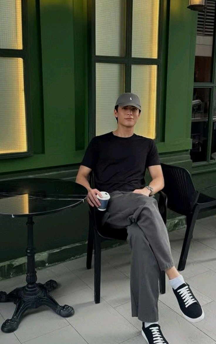 jungwxxon's tweet image. #JossGawin au ❗️

• a day in Joss's life with his son (without Gawin) •