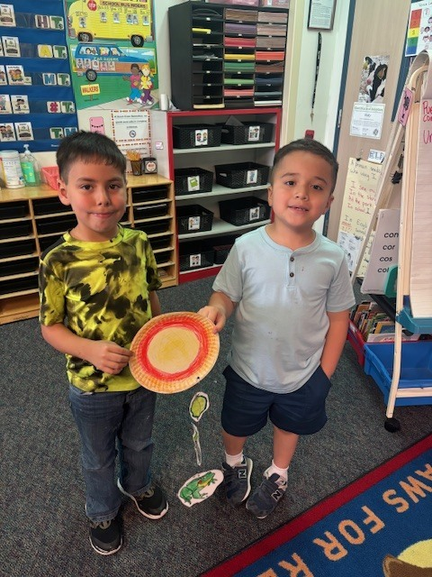 Hood-Case Elementary tweet media