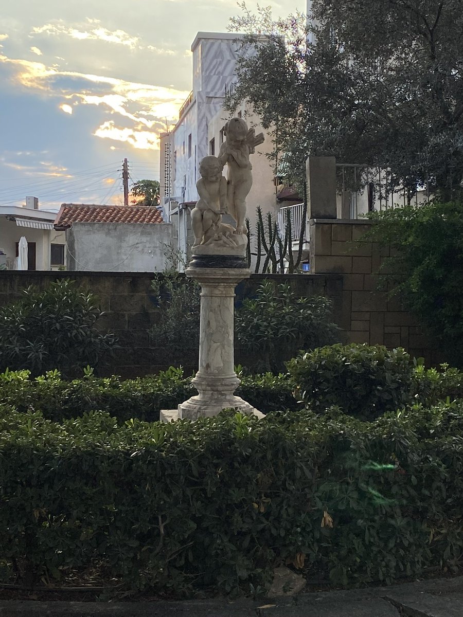 Βαρβάρα tweet media