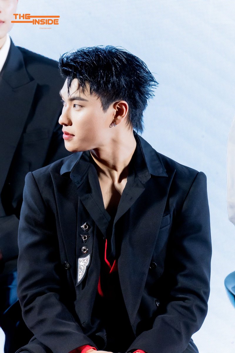 " ออฟโรด กันตภณ " ในงาน GIRL FROM NOWHERE THE RESET GALA PREMIERE | @ Siam Paragon ✨

OFFROAD GFNW AT SIAM PARAGON
#GFNWTheResetGala 
#เด็กใหม่xSiamParagon  
#OFFROAD #ออฟโรด 

#GirlFromNowhereTheReset
#เด็กใหม่ #เด็กใหม่TheReset 
#แนนโน๊ะ #NANNO
#ช่องวัน31 #oneD