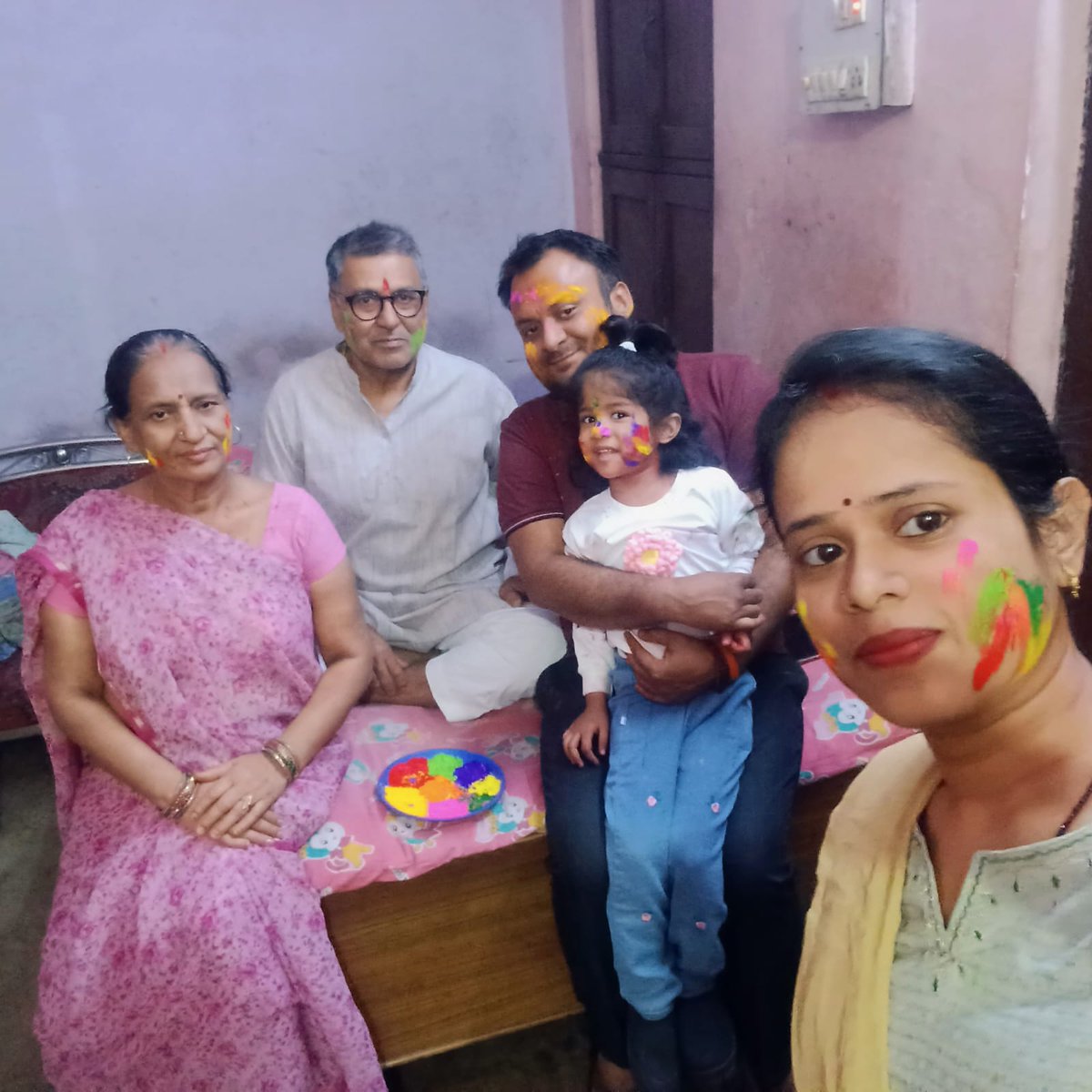 Atul Sharma (मोदी का परिवार) tweet media