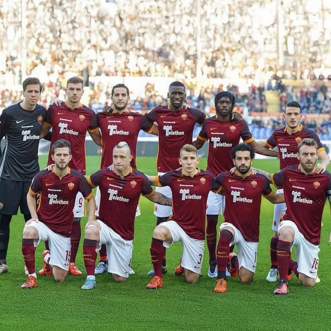 Orly il Super Bowllato tweet media