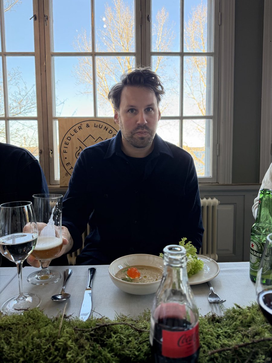 Jonatan Jonasson tweet media