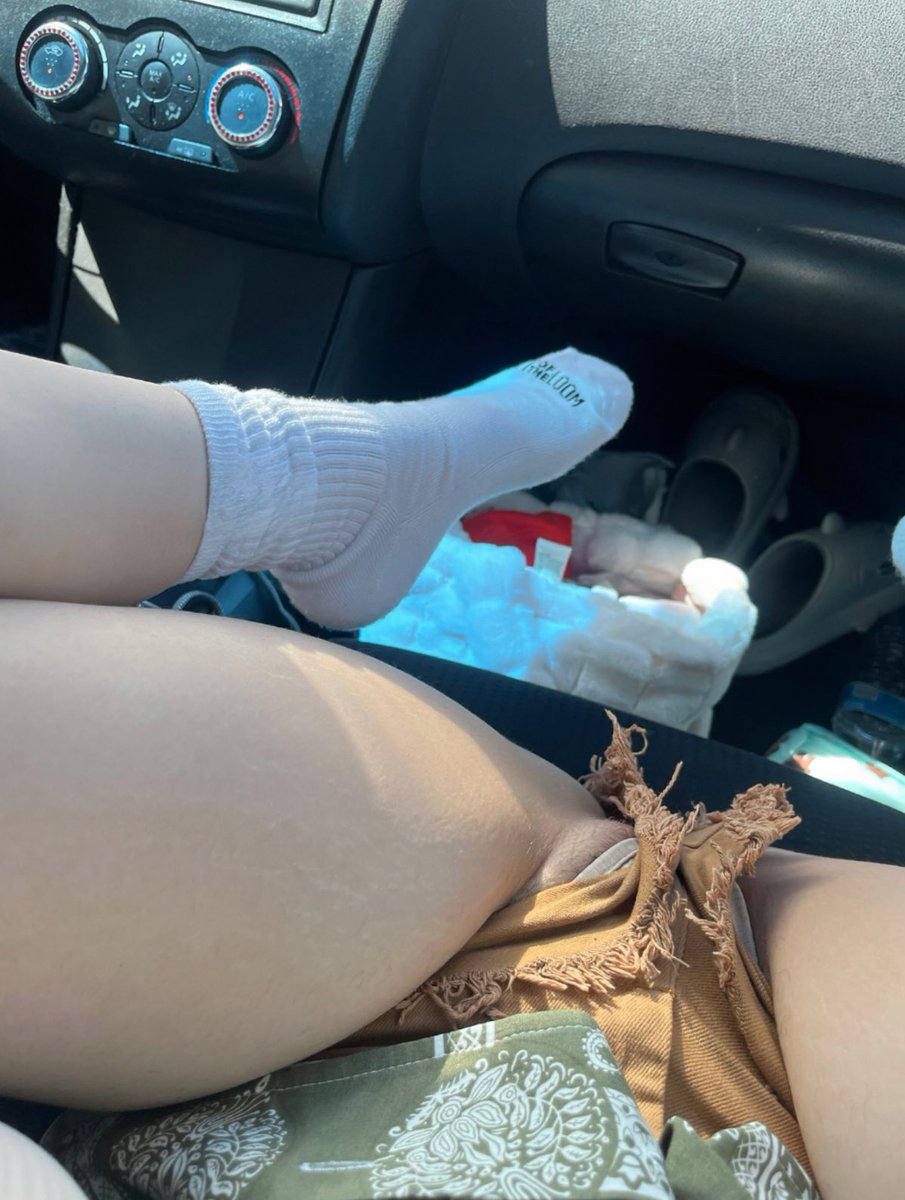 thisuserpretty2's tweet photo. Would u play w this pussy while u driving 

Coke play below 👅💦
@thisuserpretty2 https://t.co/esPQwG9Zx4