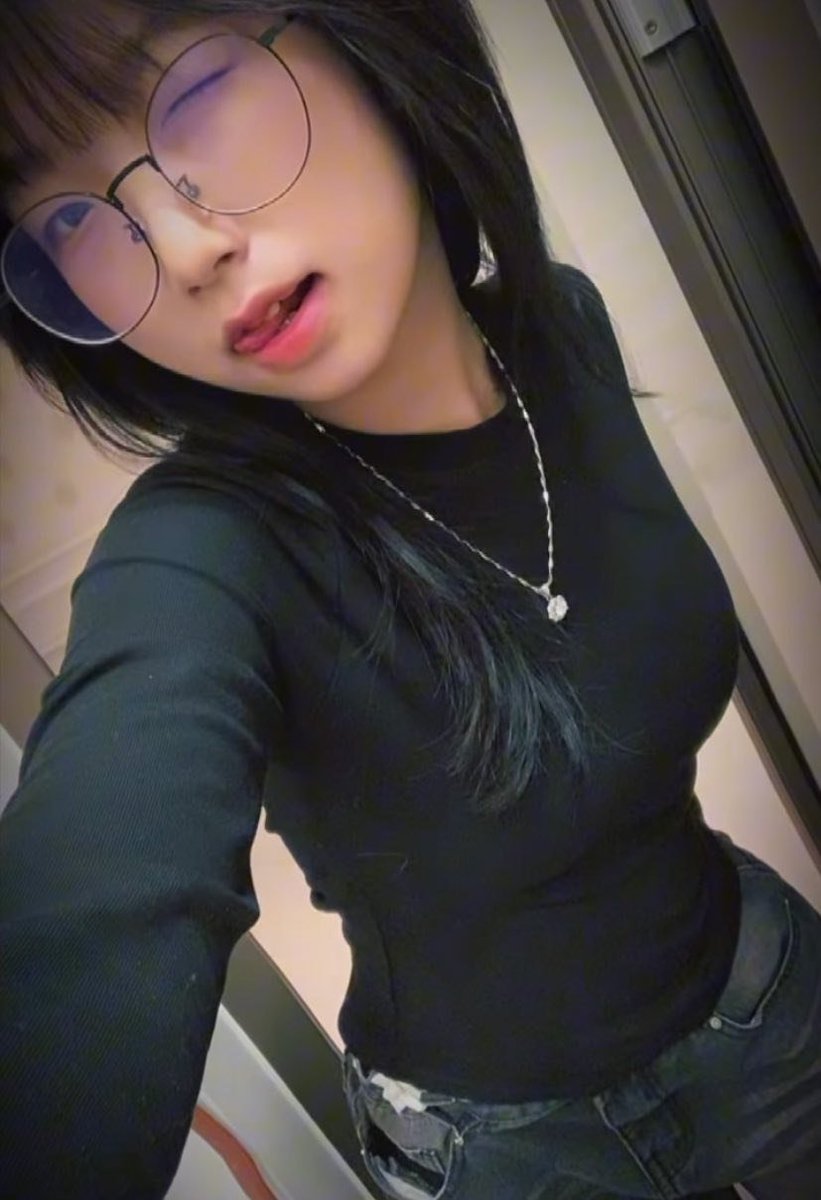 emlinh Long Biên tweet media
