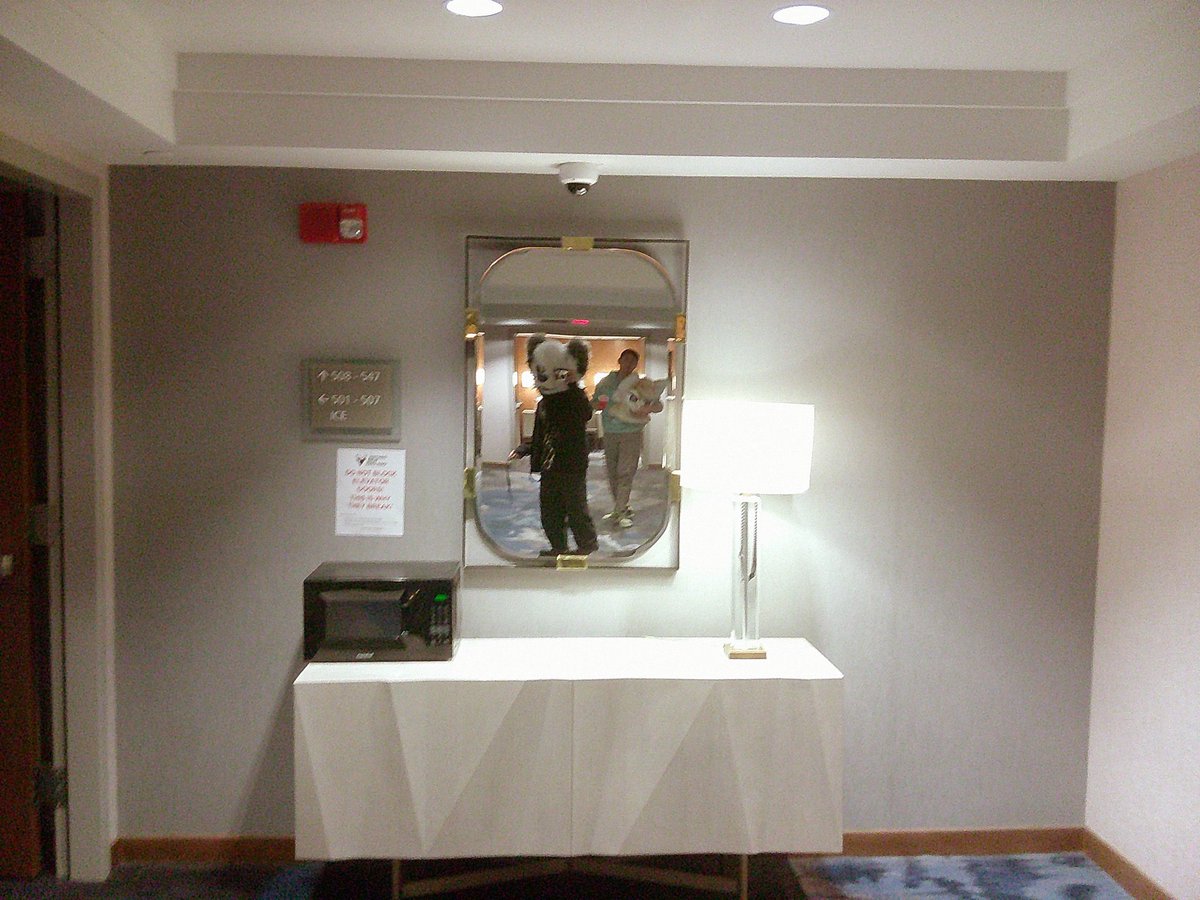 eight 🔜 FWA, AC, Mega tweet media