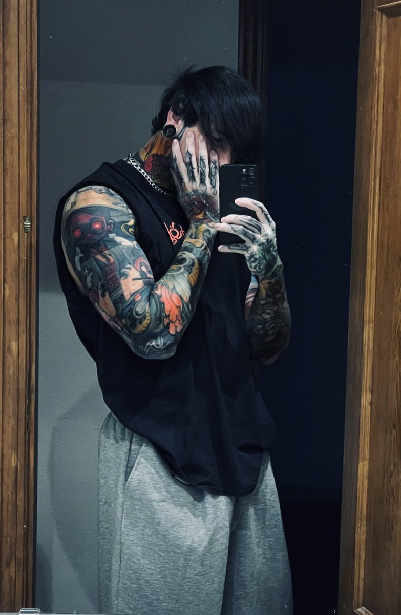 Alex Substance tweet media