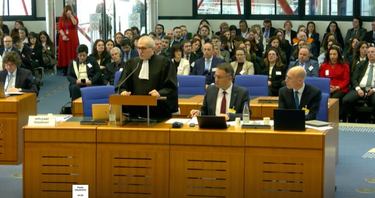 KHK’lar bu ülkenin beyin kanamasıdır. ⚖️

AİHM Büyük Daire’de görülen Tergek/Türkiye davası, yalnızca bir yargılama değil; aynı #KHK ile ihraç edilen bir başvurucu ve onu savunan yine KHK’lı avukatların ortak kaderini gösteren, hafızalara kazınacak tarihî bir hukuk vesikasıdır.