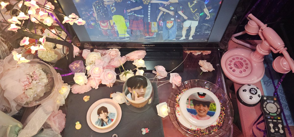 iTEM Cafe tweet media