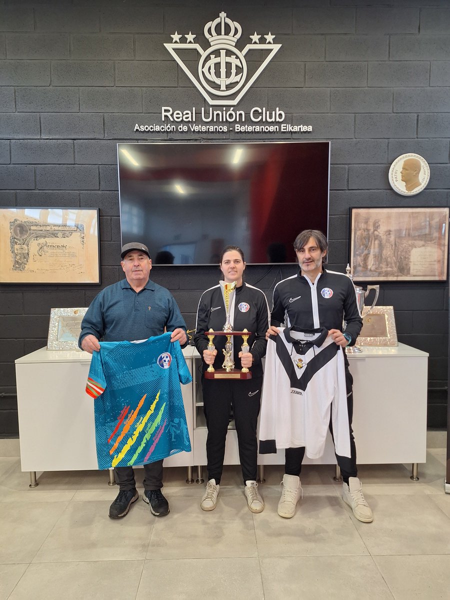 Equipe de France de Football des Professeurs©️ tweet media