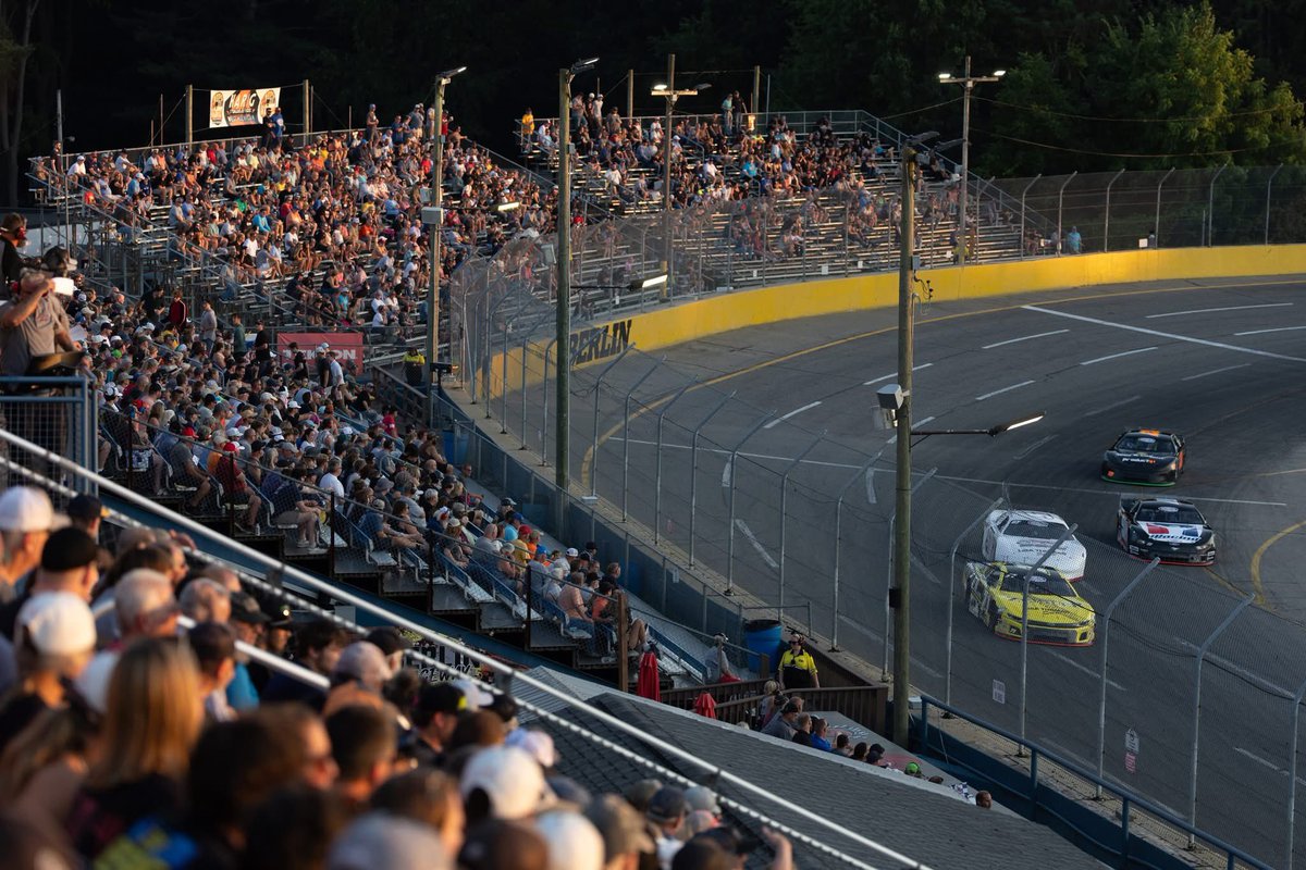 Berlin Raceway tweet media