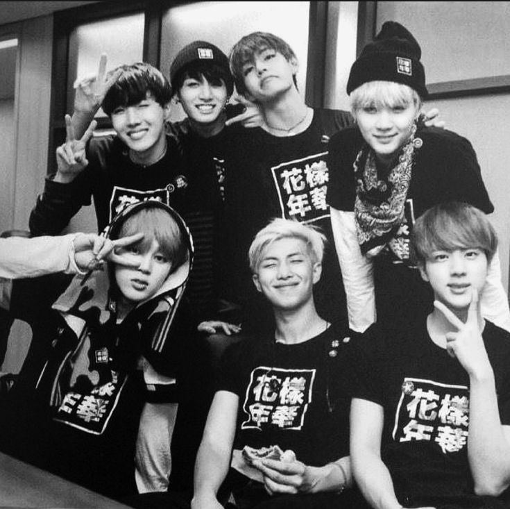 Nueva dinámica de stream ‼️

EL DÍA DE HOY LE CORRESPONDE A SKOOL LUV AFFAIR 💜✨

• muestra tu canción fav del álbum
• foto ot7
• etiqueta a 7 mutis
<a href="/jiminchinchulin/">morenilla⁷^᪲᪲᪲</a> <a href="/gigilvy/">magui🕷</a> <a href="/quesitoox/">jachuuྀི⁷</a> <a href="/bugamiel/">𝗀𝗈𝗀𝗂 𑈜 🪷.</a> <a href="/4ktte/">avril⁷🇦🇷 | ARIRANG</a> <a href="/kilIthislcve/">camilu ⊙⊝⊜</a> <a href="/tamago7chi/">gianni ⊙⊝⊜</a>