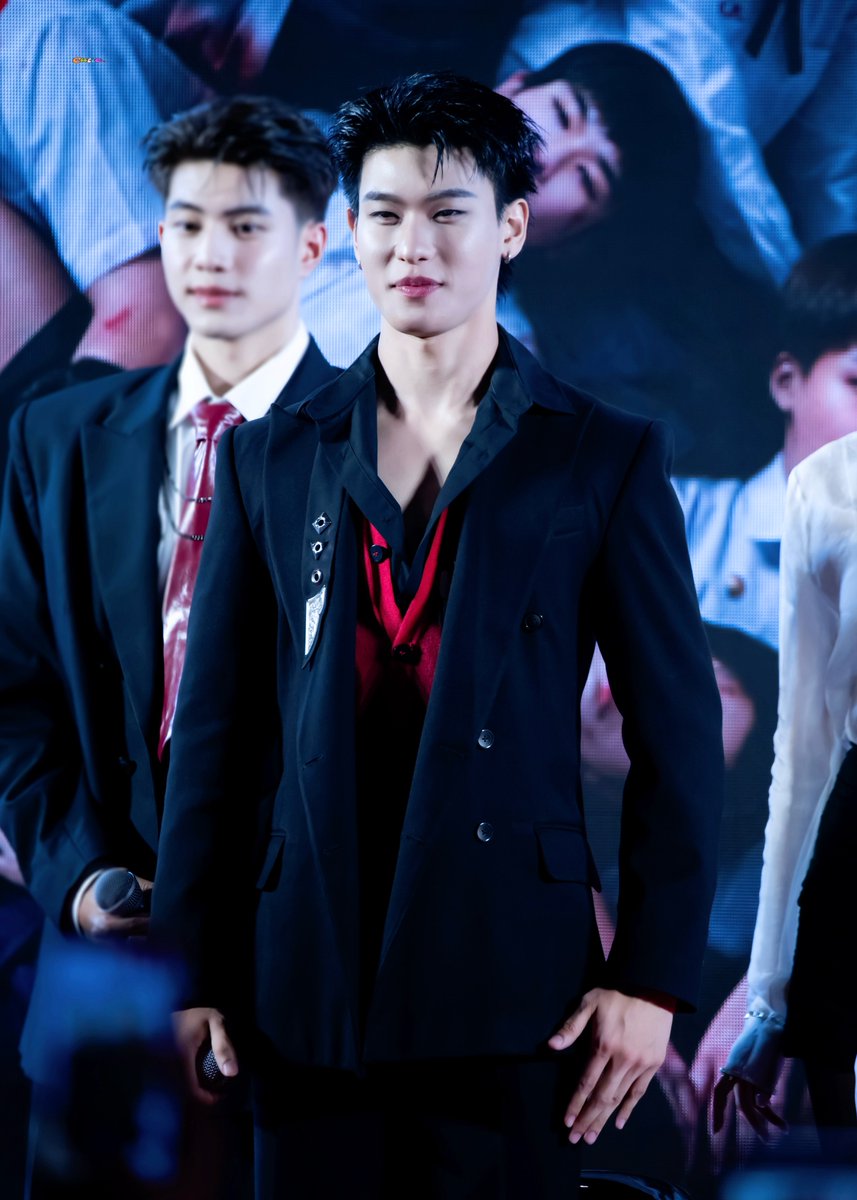 cutie_takings's tweet photo. มานคงคอนเสปแมวพุงเต่ง 🐱

OFFROAD OBEY GFNW GALA
#GFNWTheResetGala
#offroadKTP #ออฟโรด https://t.co/4KQgXbUDTx