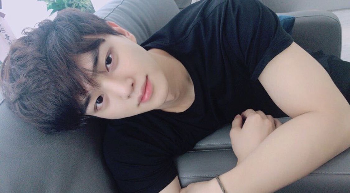 송강 얼굴 tweet media