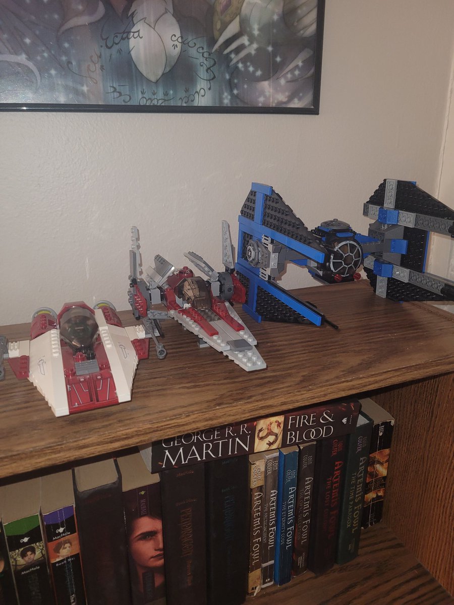 My dad is cleaning out their storage unit, and he came over yesterday with a ton of boxes full if my old Lego sets and holy moly, I was a based kid xD