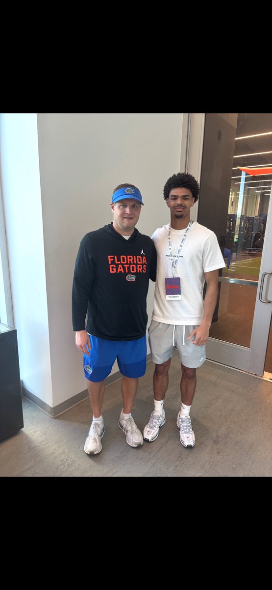 Treiy Crenshaw tweet media