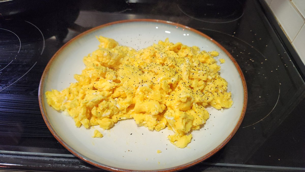 Midlife Crisis Dan tweet media