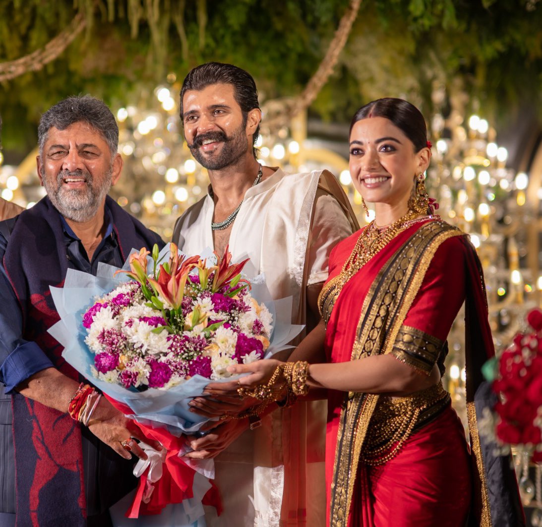 therwdybobby's tweet image. Asalu Karnataka DCM DK ShivaKumar garu ni reception ki ravatam endhi Anna asalu 🤯🫡
Em star dam Pitam 🔥🔥🔥🔥
#VijayDeverakonda #Viroshreception 
#dkshivakumar