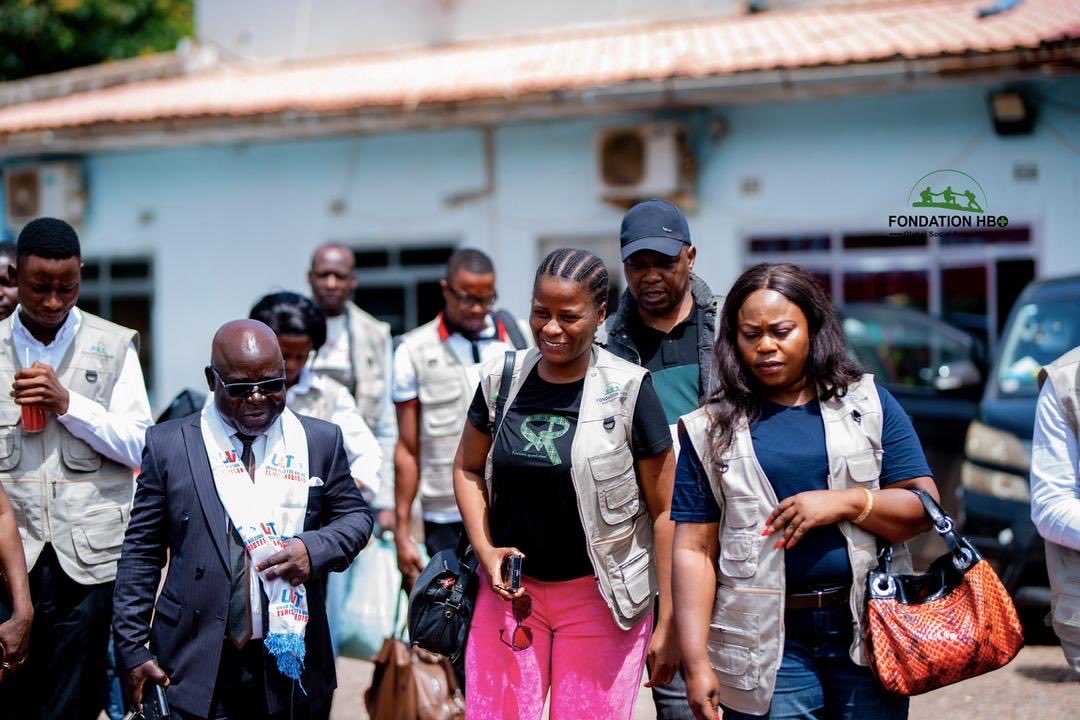 hermionebolumbe's tweet photo. Arrivée à Lubumbashi dans le cadre des activités de la Fondation HBO.
Engagement, proximité et action au service des communautés.

Nous poursuivons notre mission avec détermination.
#FondationHBO #ActionSociale #rdc25 https://t.co/iRXPjLtjWz