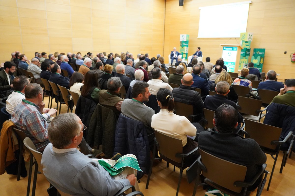 Next Educación tweet media