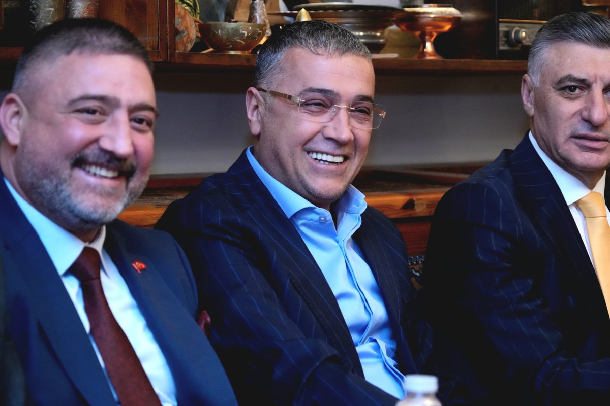 📍Mamak

Dinlemedik dert, paylaşılmadık sorun kalmayacak…
Tasanı dinlemeye, kaygını anlamaya, sıkıntını paylaşmaya geliyoruz.

Ankara Tuhafiye, Parfümeri ve Billuriyeciler Esnaf Odası tarafından düzenlenen İftar Programı’na; İl Yönetim Kurulu Üyelerimiz, Mamak İlçe Başkanımız