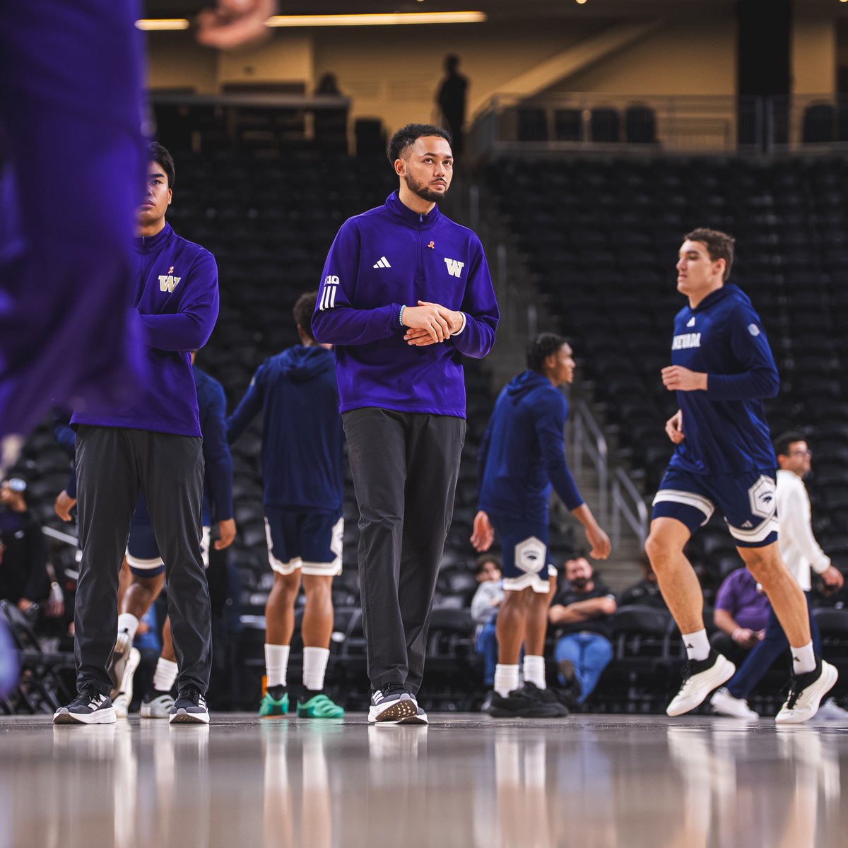 Washington Men's Basketball tweet media