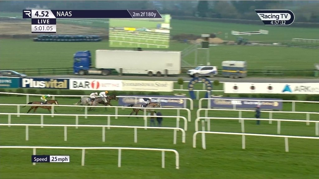 Macracing. tweet media