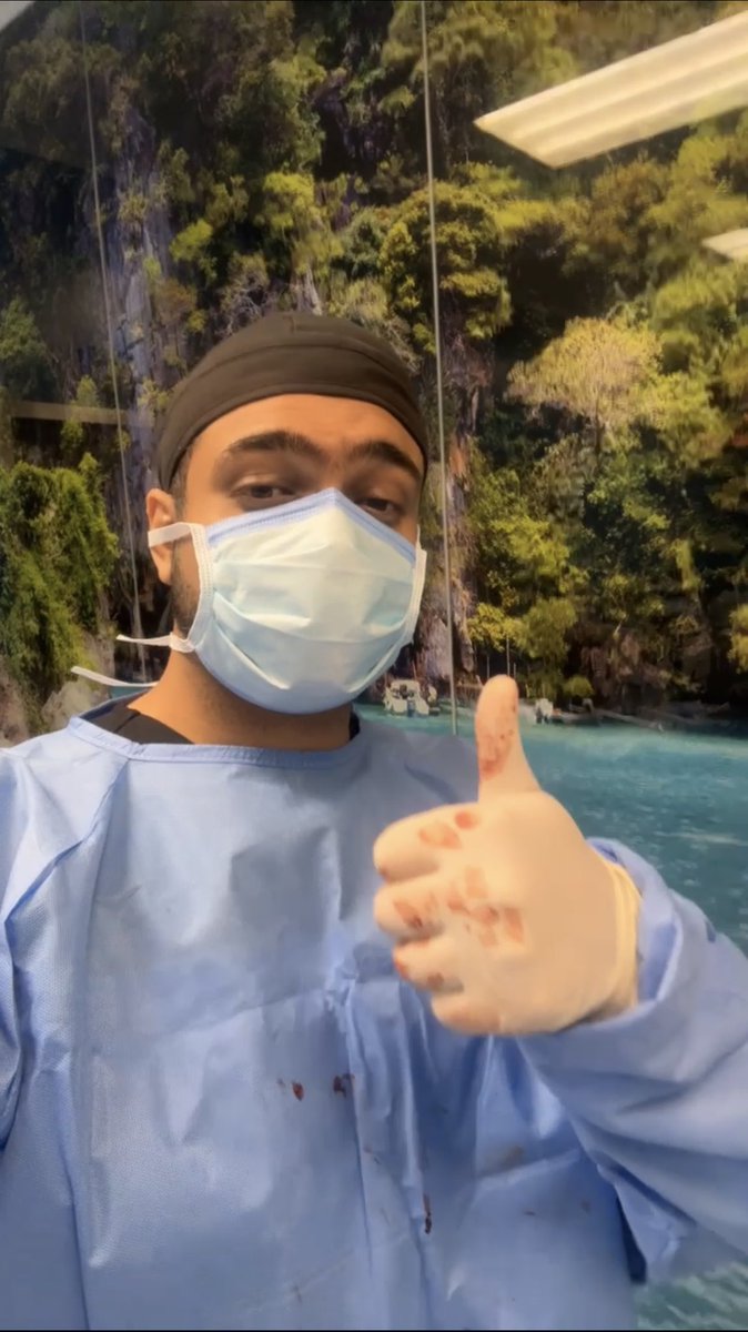 Peak experience.
Neurosurgery.
Ramadan.
Saving a life.
O.R in the OR 💪🏻🔥
