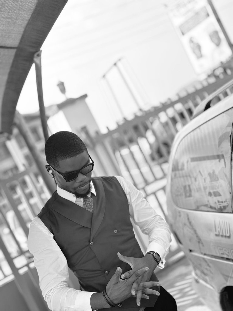 Timotheus tweet media