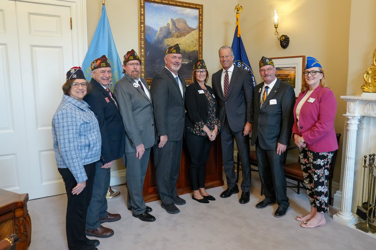 Leader John Thune tweet media