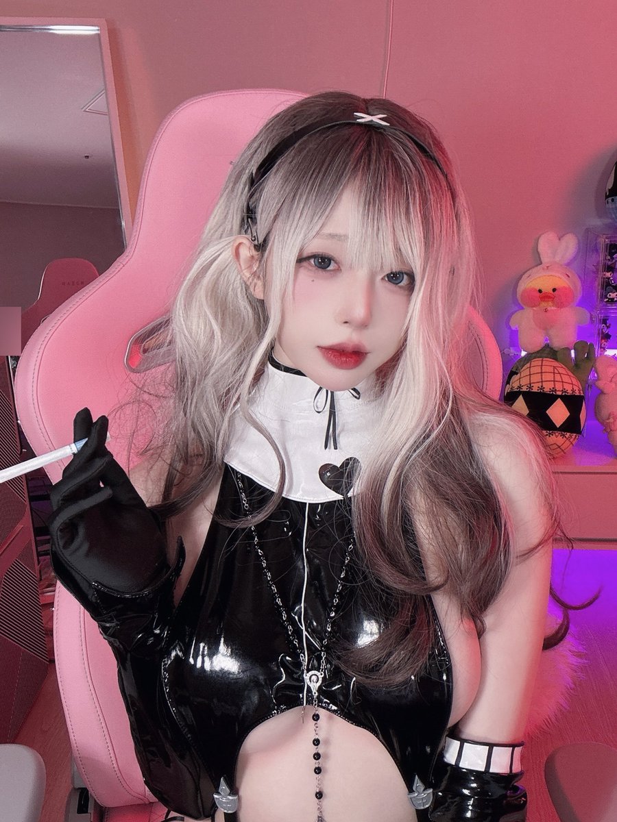 🖤