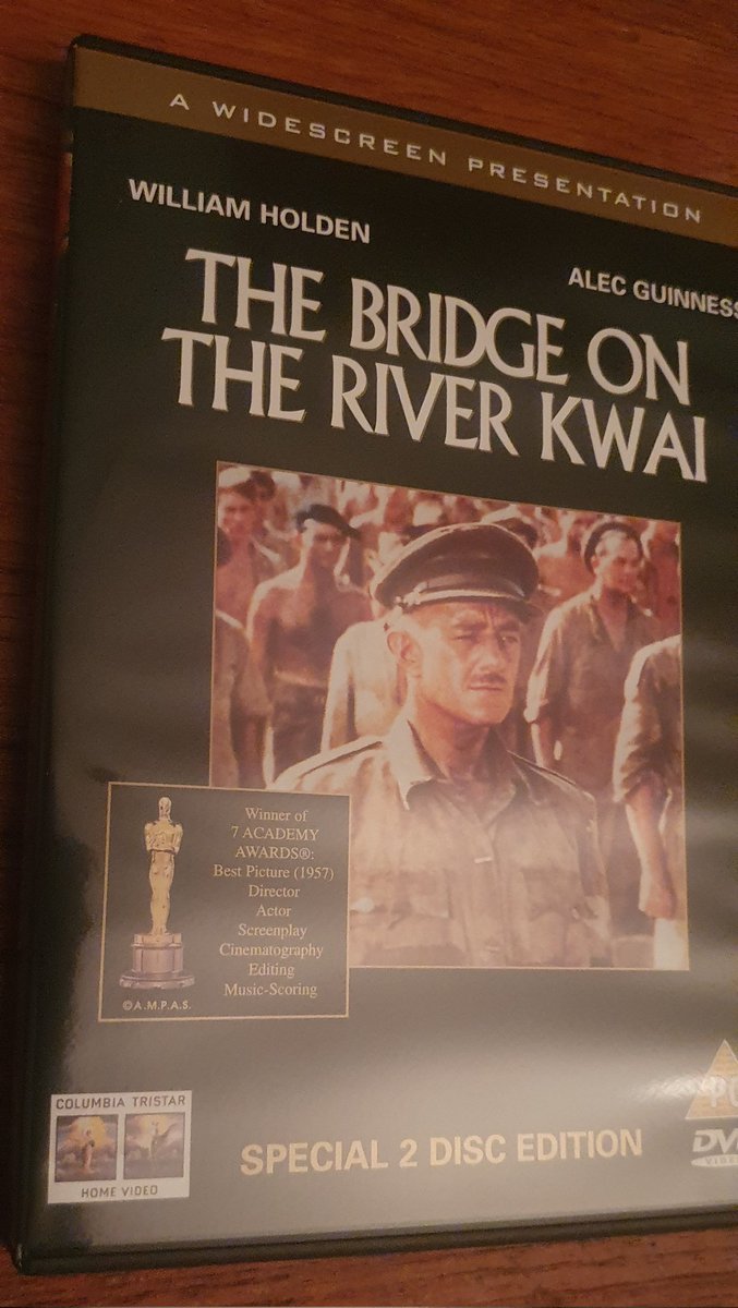 Teknikfientligt skäggtroll tweet media