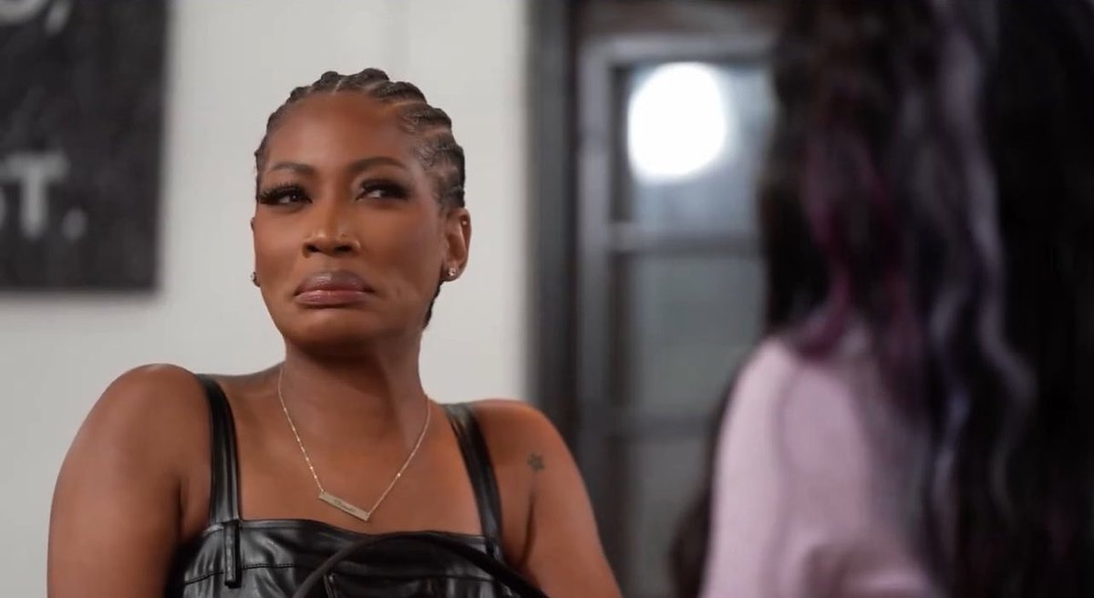 kiss my ass😚 tweet media