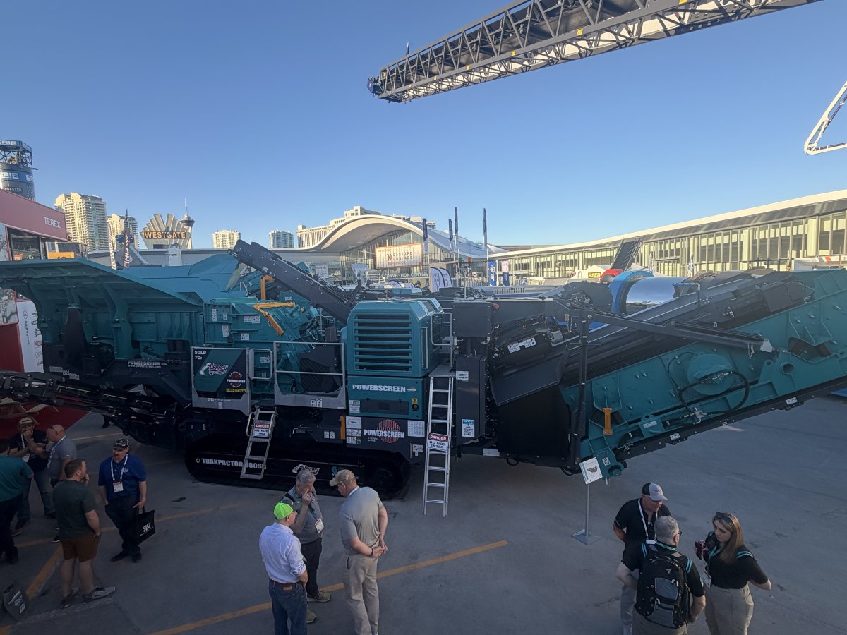 PowerscreenIL's tweet photo. Day 2 of ConExpo!! Come by and ask for Joe or Tim! https://t.co/A9qMyJ8NrD