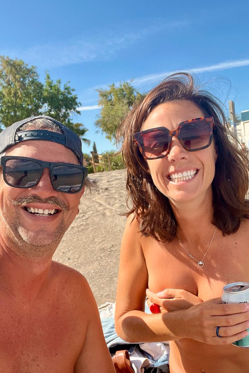 Nick & Lins tweet media