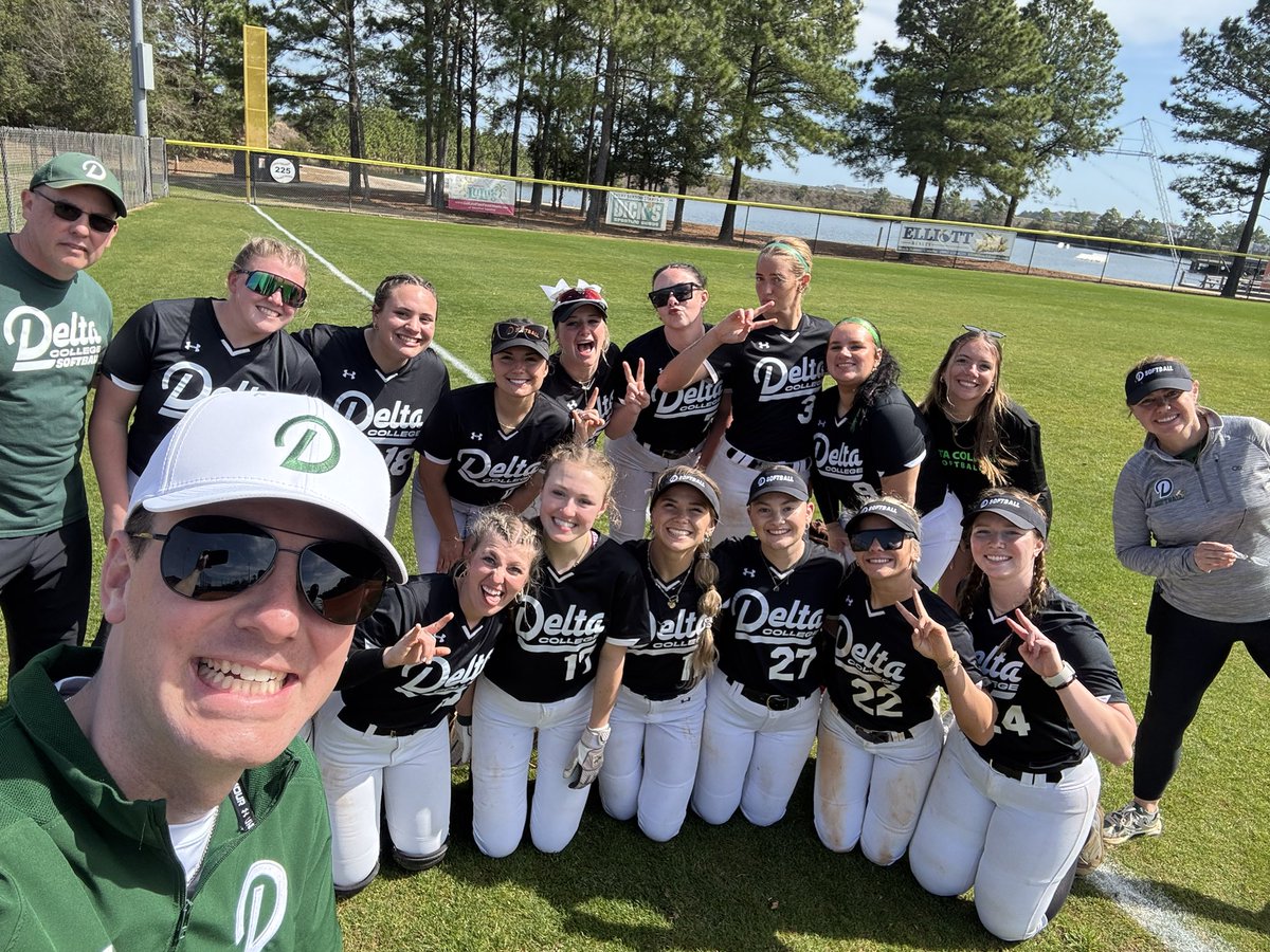 Brad Barlog tweet media