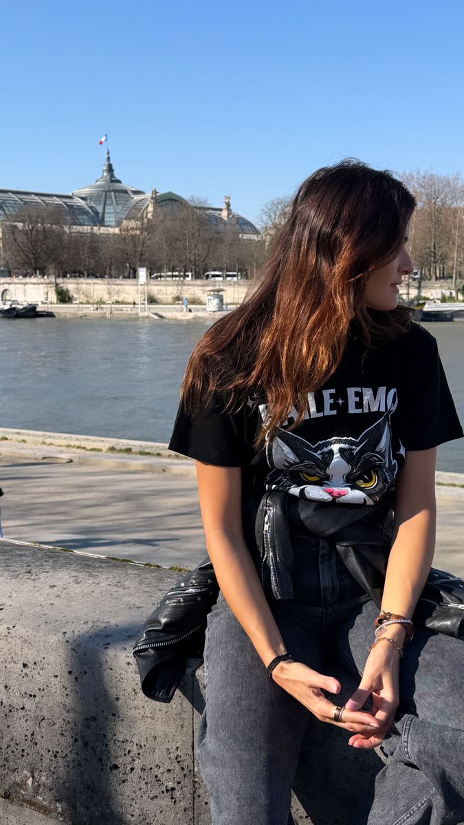 Baile Emo tweet media