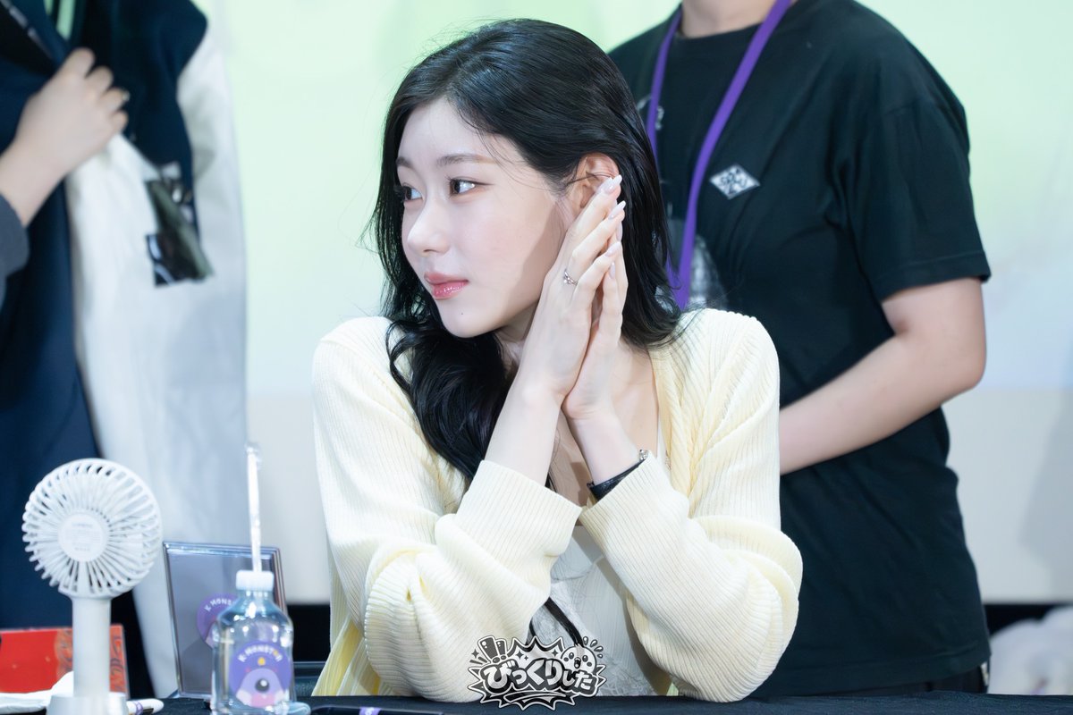 wei891212's tweet photo. 260227 KM팬싸 

#ITZY #있지 #CHAERYEONG #채령 https://t.co/XK8bJ2zgNI