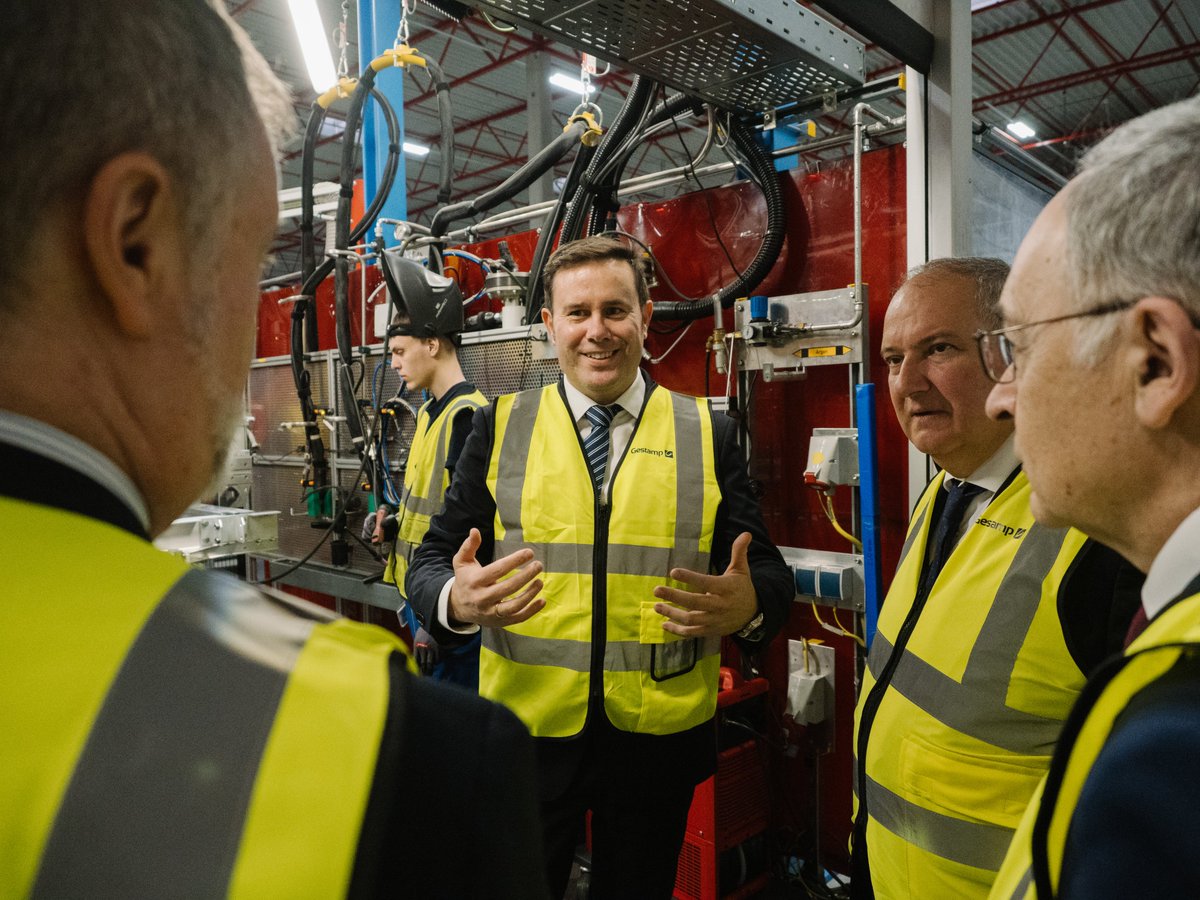 Ministerio de Industria y Turismo tweet media