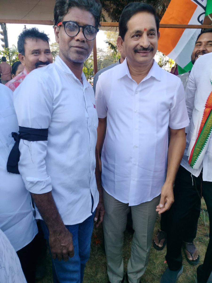 Mohamme81050440's tweet photo. Congratulations 🌹🌹🌹💐💐💐
@INCIndia @Congress4TS @INCTelangana @RahulGandhi @revanth_anumula @Bmaheshgoud6666 @Vemnarenderredy https://t.co/fdgOb4N14Q