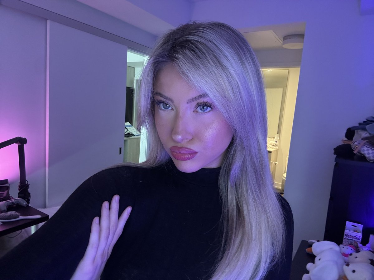 shaya 💜 tweet media